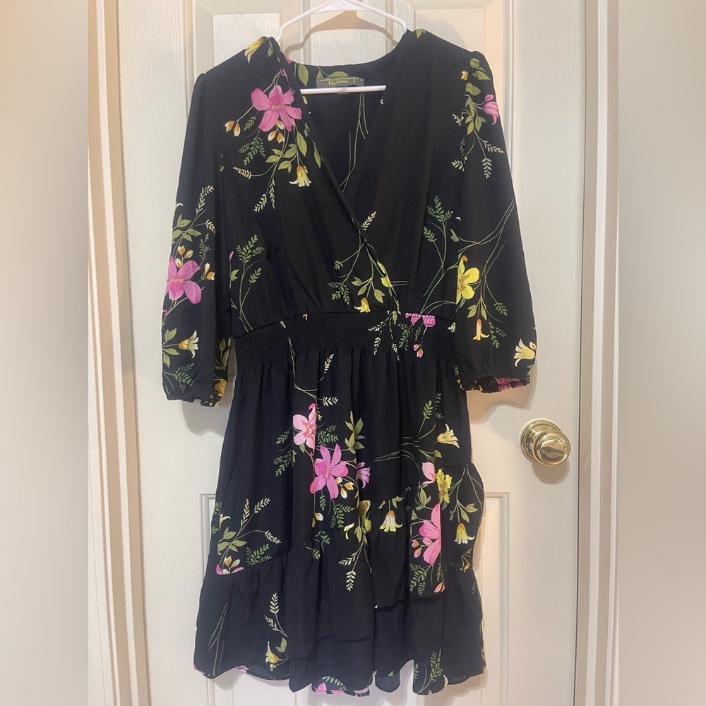 MELONIE T Black Floral Dress - Size 12